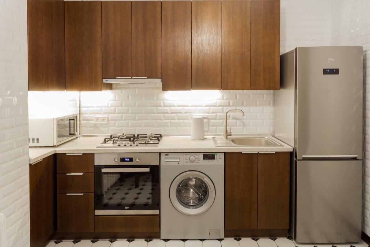 Apartment Vechnye Tsennosti Odessa Buitenkant foto